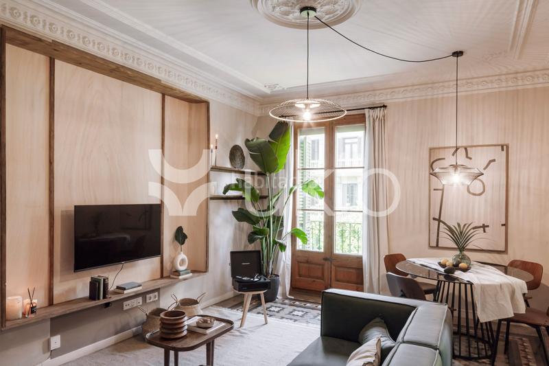 Foto ae1a1b6d-1a11-43fa-80df-e3f64b681d18. Lloguer apartament a L´Antiga Esquerra de l´Eixample Barcelona