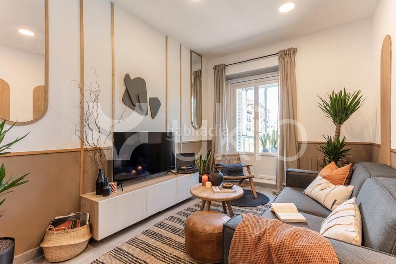 Foto 3ba21cf4-4684-4e1e-b3a2-ea0e3b586d97. Alquiler apartamento  con dos dormitorios y despacho en justicia en Madrid