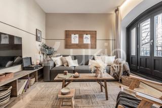 Affitto Piccolo appartamento  Calle de luchana. Apartamento de 3 dormitorios con oficina en trafalgar