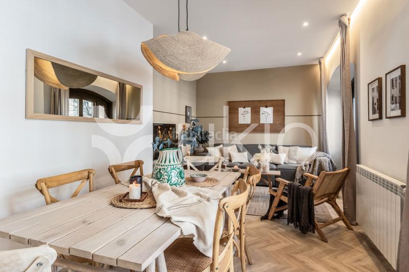 Foto 48a344ae-e5c7-4eeb-b7a9-a49d0c0df23f. Alquiler apartamento  de 3 dormitorios con oficina en Trafalgar en Madrid