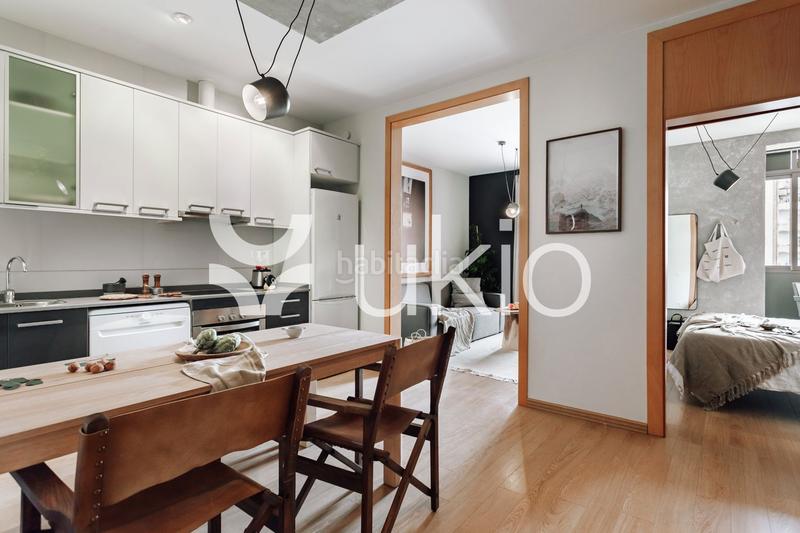 Foto 81f48401-d9fa-4faf-8902-66ae09089ee4. Lloguer àtic amb calefacció a L´Antiga Esquerra de l´Eixample Barcelona