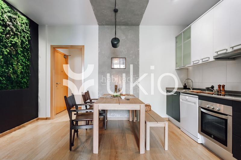 Foto eaadf5d6-fe41-490d-8b83-34b593a57f0a. Lloguer àtic amb calefacció a L´Antiga Esquerra de l´Eixample Barcelona