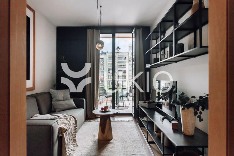 Foto 47abbbf4-7898-465d-b3f4-a75f80c7cf57. Location attique avec chauffage dans L´Antiga Esquerra de l´Eixample Barcelona