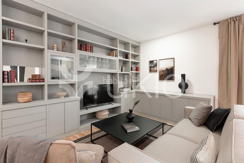 Foto abb25545-c8ae-4ba3-a000-cedbb9c8509d. Alquiler apartamento  de 3 dormitorios con despacho y terraza en sant gervasi en Barcelona