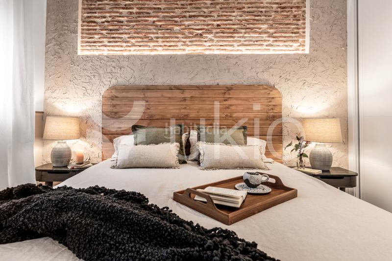 Foto 4563db97-f6ba-404f-9367-b941a92f480f. Alquiler apartamento  de 1 habitación con terraza en almagro en Madrid
