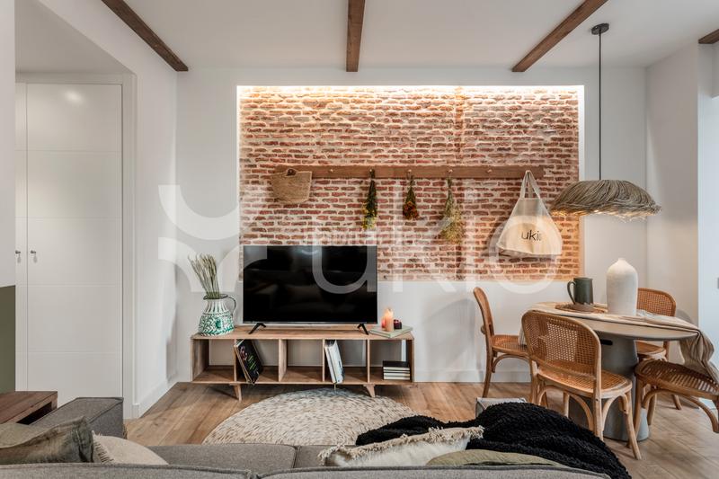 Foto af2d6b53-ffce-4d0d-9a72-ed39a2033bdd. Alquiler apartamento  de 1 habitación con terraza en almagro en Madrid