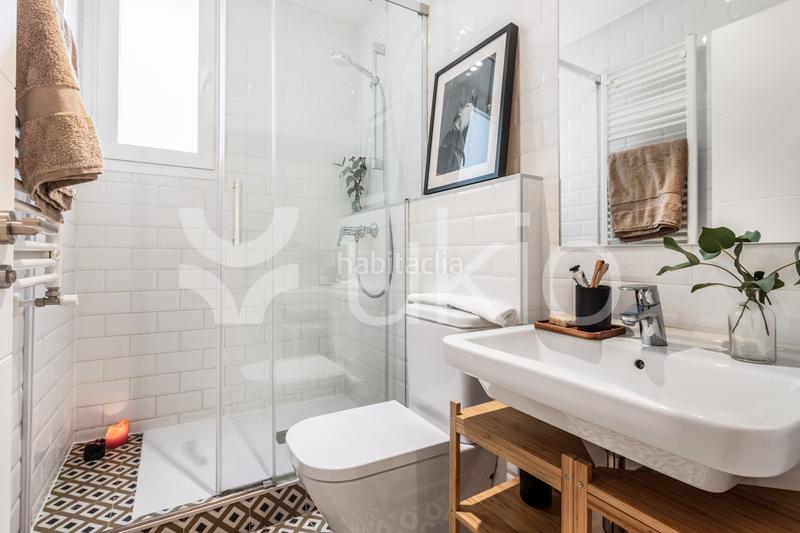 Foto c9fa637a-6bbe-422f-b199-98635eb728e5. Alquiler apartamento  de 1 habitación con terraza en almagro en Madrid