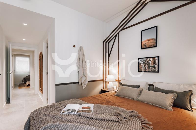 Foto 524a0935-256c-4e02-8fd2-b39172497447. Alquiler apartamento  de 2 habitaciones y oficina en eixample esquerra en Barcelona