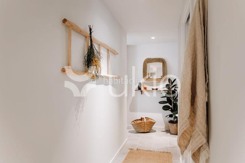 Foto 810ac51e-01fe-4917-8d93-04492cfe6253. Alquiler apartamento  de 2 habitaciones y oficina en eixample esquerra en Barcelona