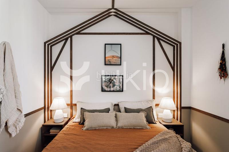 Foto 9b5bc447-b248-4302-b167-627b4c2ddf47. Alquiler apartamento  de 2 habitaciones y oficina en eixample esquerra en Barcelona