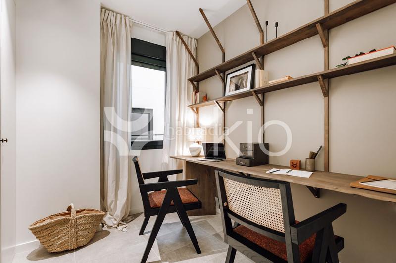 Foto d215b00d-1437-4779-98f0-0a54a7b81ab2. Alquiler apartamento  de 2 habitaciones y oficina en eixample esquerra en Barcelona