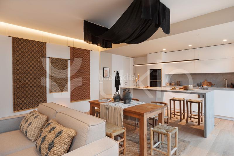 Foto 0fc9425b-82e1-471b-ba1f-765354888cd3. Affitto appartamento con piscina in Vila de Gràcia Barcelona