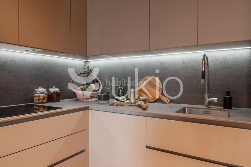 Foto 3360ef7c-ff41-4ecf-8459-e061073ba73b. Alquiler apartamento  con piscina comunitaria de 1 dormitorio en eixample dreta en Barcelona