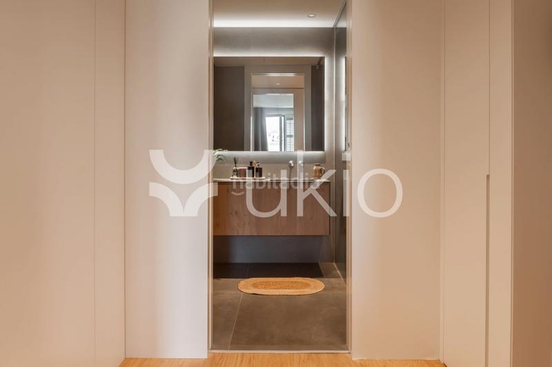 Foto fd7490bf-d24f-4c30-ad38-3f305cce7958. Alquiler apartamento  con piscina comunitaria de 1 dormitorio en eixample dreta en Barcelona