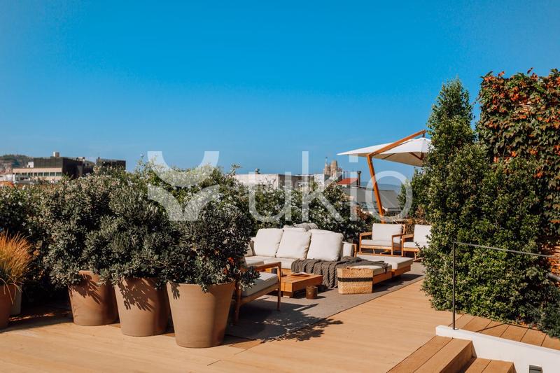 Foto d11d173d-404f-4594-90ff-3a701a15388e. Rent apartment with heating pool in Dreta de l´Eixample Barcelona