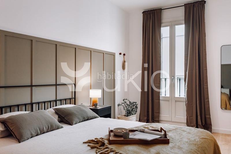 Foto 25b508f2-a28b-444e-99a4-c572440258fb. Alquiler apartamento  de 3 dormitorios con terraza en eixample esquerra en Barcelona