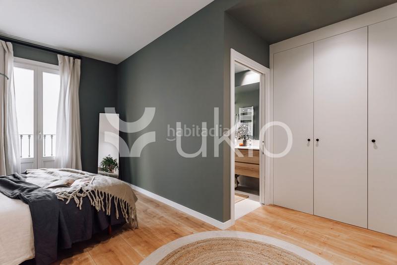 Foto 2953e169-db0f-4d57-bc8b-f93f477cc0c0. Alquiler apartamento  de 3 dormitorios con terraza en eixample esquerra en Barcelona