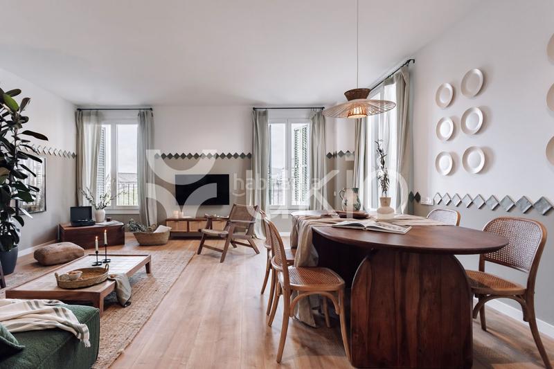 Foto e4896c8d-2371-4262-afea-fb8549672a26. Alquiler apartamento  de 3 dormitorios con terraza en eixample esquerra en Barcelona