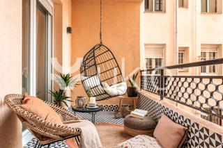 Lloguer Apartament  Calle de fernández de la hoz. Apartamento de 3 dormitorios con balcón en almagro