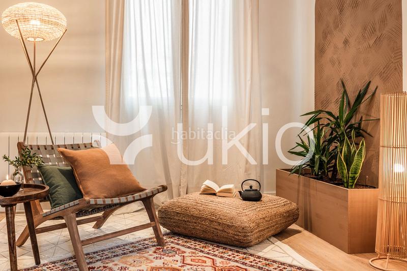 Foto 62c25eee-220f-4f3e-a550-0ecff8949485. Alquiler apartamento  de 3 dormitorios con balcón en Almagro en Madrid