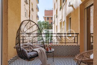 Affitto Piccolo appartamento  Calle de fernández de la hoz. Apartamento de 3 dormitorios con balcón en almagro