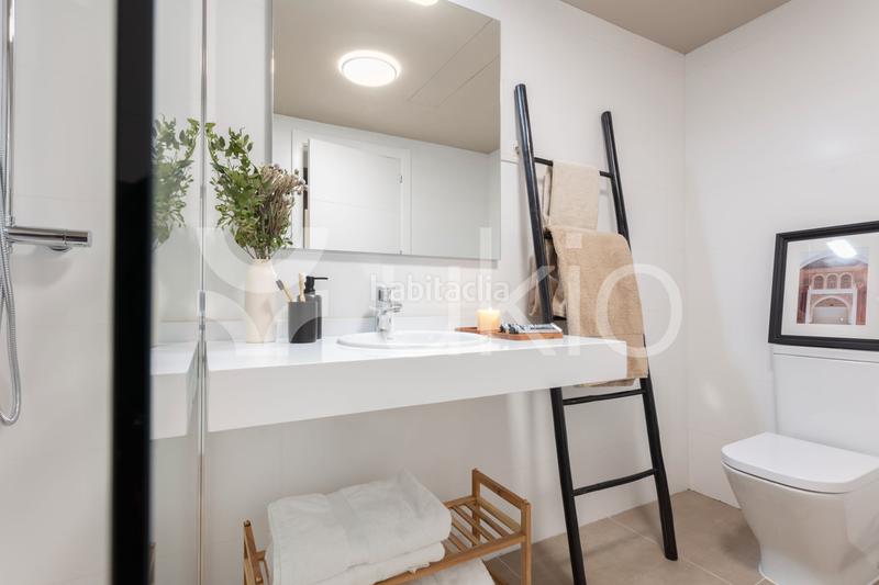 Foto 4638bb83-2540-46af-a83e-2fcdbee16522. Alquiler apartamento  de 1 dormitorio con terraza en ríos rosas en Madrid