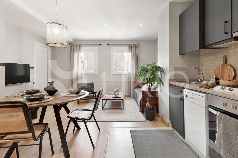 Foto 829aa7c2-5749-4983-a57e-a57a556538bc. Alquiler apartamento  de 1 dormitorio en Gòtic en Barcelona