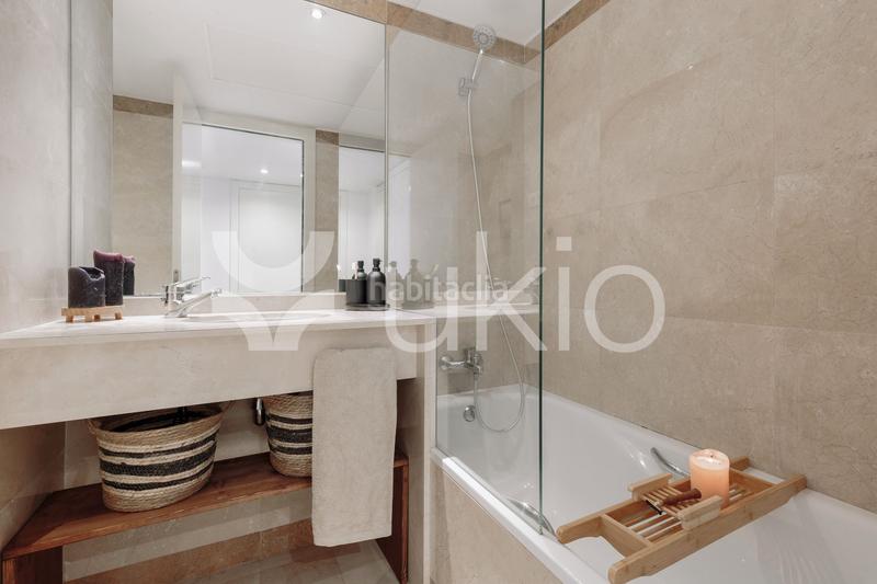 Foto d030f962-553a-47f1-819f-d6ba933e1b5b. Rent apartment with heating pool in Diagonal Mar i el Front Marítim del Poblenou Barcelona