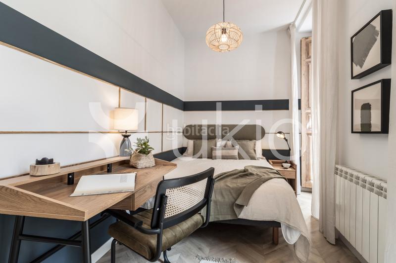 Foto ad84bc82-859c-4d64-b4e9-5efa092ce131. Rent apartment with heating in Universidad-Malasaña Madrid