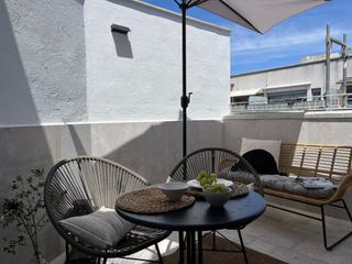 Lloguer Apartament  Calle de augusto figueroa. Lustar - apartamento de 2 habitaciones con terraza en chueca