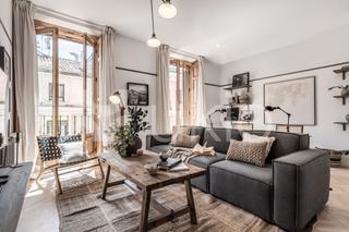 Miete Appartement  Calle de san andrés. Apartamento 4 dormitorios en malasaña