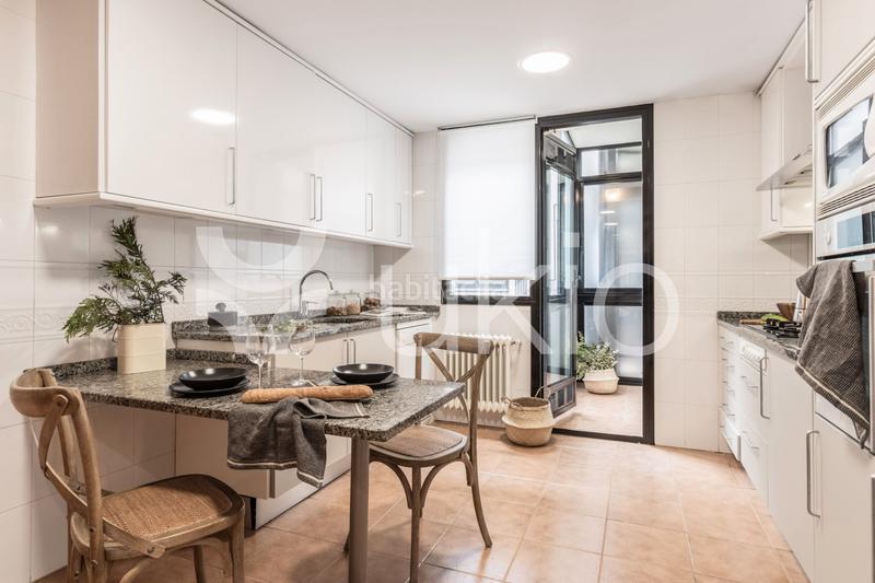 Foto 59cada02-7435-440d-acfc-3e85b8c88c33. Rent duplex with heating in Almagro Madrid