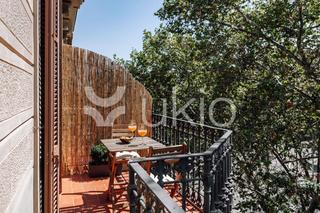 Lloguer Apartament  Passeig de sant joan. Apartamento de 3 dormitorios con balcón en eixample dreta