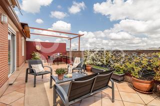 Lloguer Apartament  Avenida de brasil. Apartamento de 2 dormitorios con terraza en azca