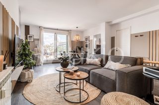 Rent Apartment  Avenida de brasil. Apartamento de 2 dormitorios con terraza en azca