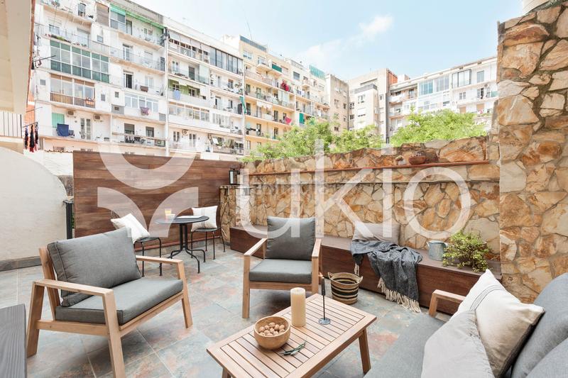 Foto 95d11bd1-6551-4a7e-b397-70690ed0e157. Alquiler apartamento  de 2 dormitorios y terraza en eixample esquerra en Barcelona