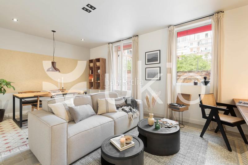 Foto c5968b69-410e-4a44-92eb-d61d6631d25a. Alquiler apartamento  de 2 dormitorios y terraza en eixample esquerra en Barcelona