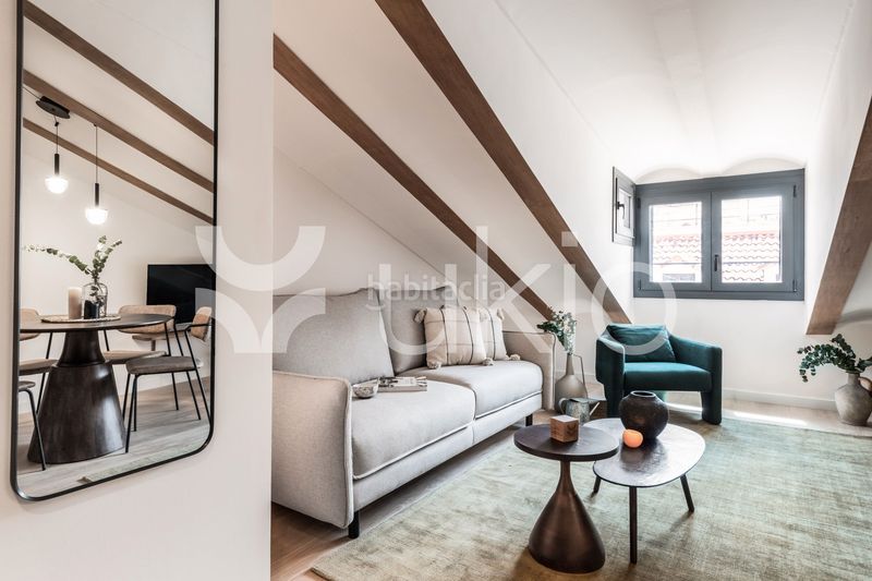 Foto ce1d1cec-90fb-4ba5-93de-f26173cd495a. Rent apartment with heating in Cortes-Huertas Madrid