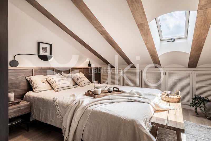 Foto dc80897c-abdd-4798-89f1-43ade2610020. Rent apartment with heating in Cortes-Huertas Madrid