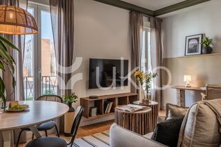 Location Appartement  Calle de sandoval. Apartamento de 2 dormitorios en trafalgar