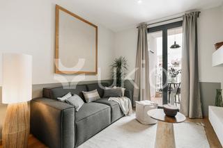 Location Appartement  Carrer de villarroel. Apartamento de 1 dormitorio con balcón en eixample esquerra