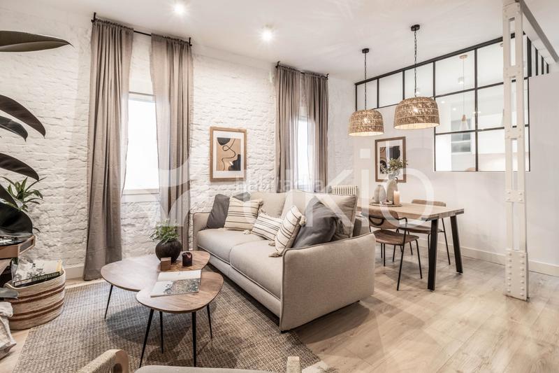 Foto 38cca105-636d-47f0-b2d2-5233c39261d4. Alquiler apartamento  de 2 habitaciones en Almagro en Madrid