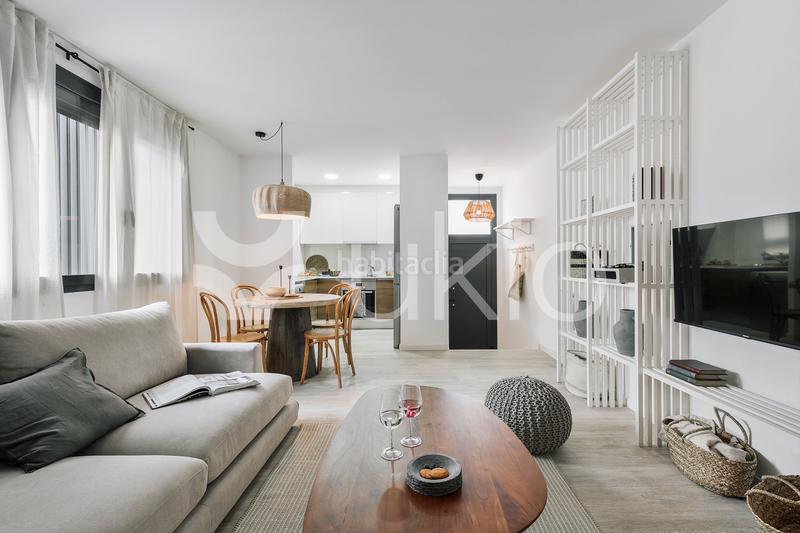 Foto 68f4df18-8d2a-406f-8b3d-dc3cb0e2fa88. Lloguer apartament amb calefacció aparcament piscina a Barcelona