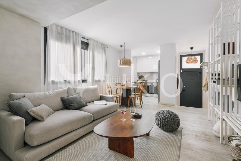 Foto 82d25aa6-6588-4d63-96af-d5944c3455ab. Lloguer apartament amb calefacció aparcament piscina a Barcelona