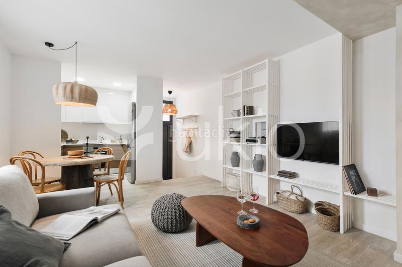 Foto eef05123-f8c3-4abc-ac67-b8e91548c991. Lloguer apartament amb calefacció aparcament piscina a Barcelona