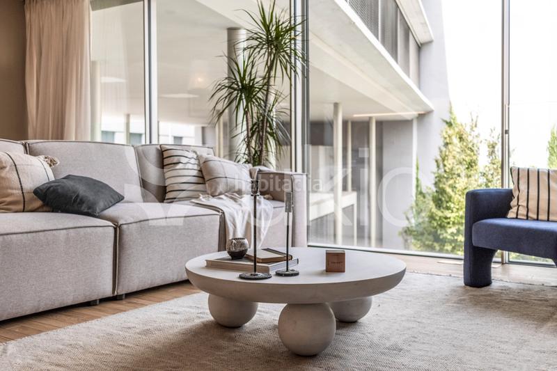 Foto 8ee79a40-01ef-4b66-bcc9-c681c2edd173. Location appartement avec piscine dans Ciudad Jardín Madrid