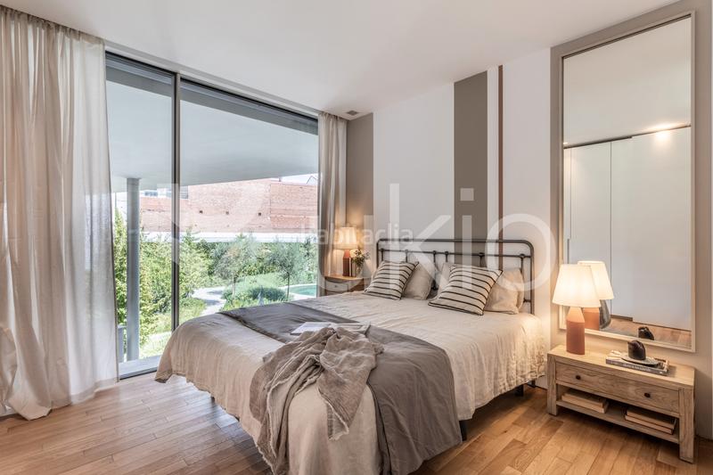 Foto 045d7ab5-7170-4f31-aae1-30d27143119f. Rent apartment with pool in Ciudad Jardín Madrid