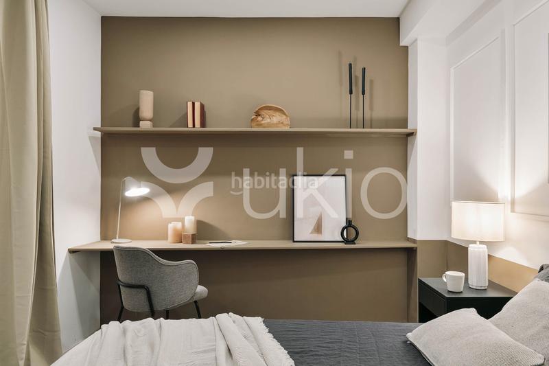 Foto 4e885d7d-38bf-4942-ad79-630c15580d54. Alquiler apartamento  de 3 habitaciones en Sant Antoni en Barcelona
