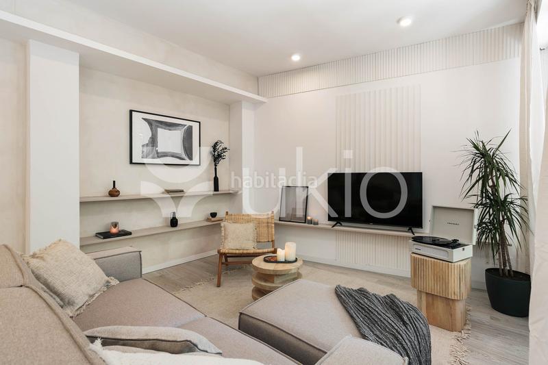 Foto 067d9e4b-6dab-4076-ac5f-ccfc1a97e0c3. Miete appartement mit heizung in Sant Antoni Barcelona