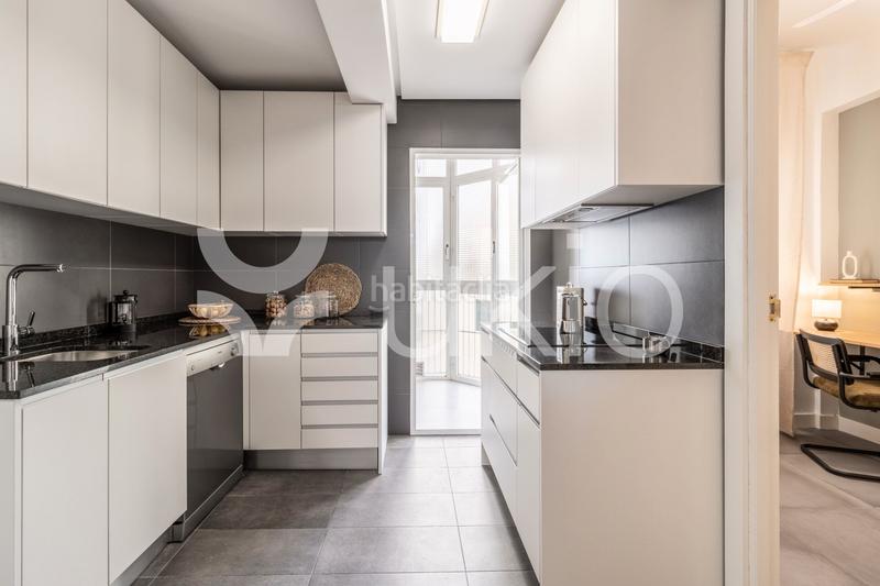 Foto e8b8dc6a-06b8-4834-a6d4-06a545fa980e. Location appartement avec chauffage dans Castillejos-Cuzco Madrid